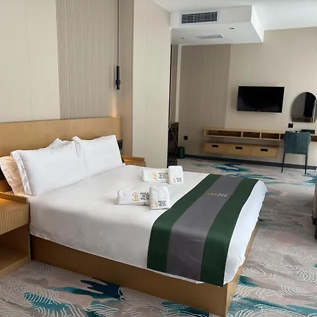 Hotel Bliss Palace &