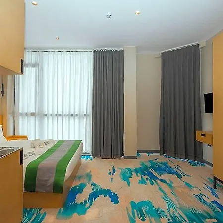 Bliss Palace & Hotell