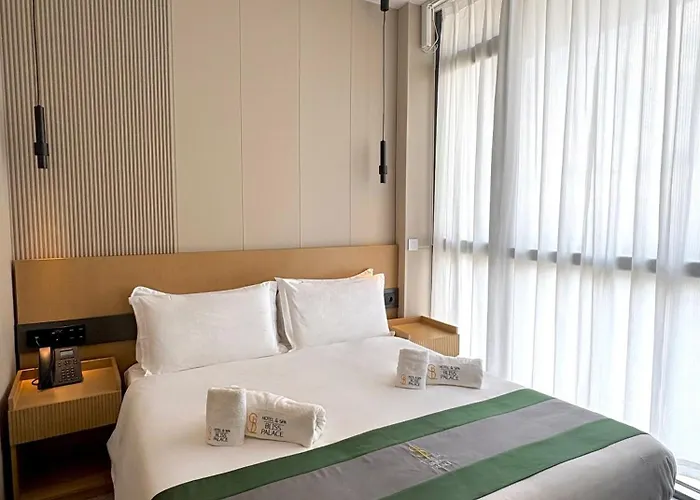 Hotel Bliss Palace & 5*