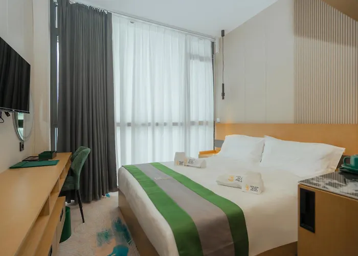 Hotel Bliss Palace &