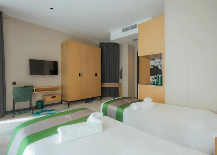 Hotel Bliss Palace &